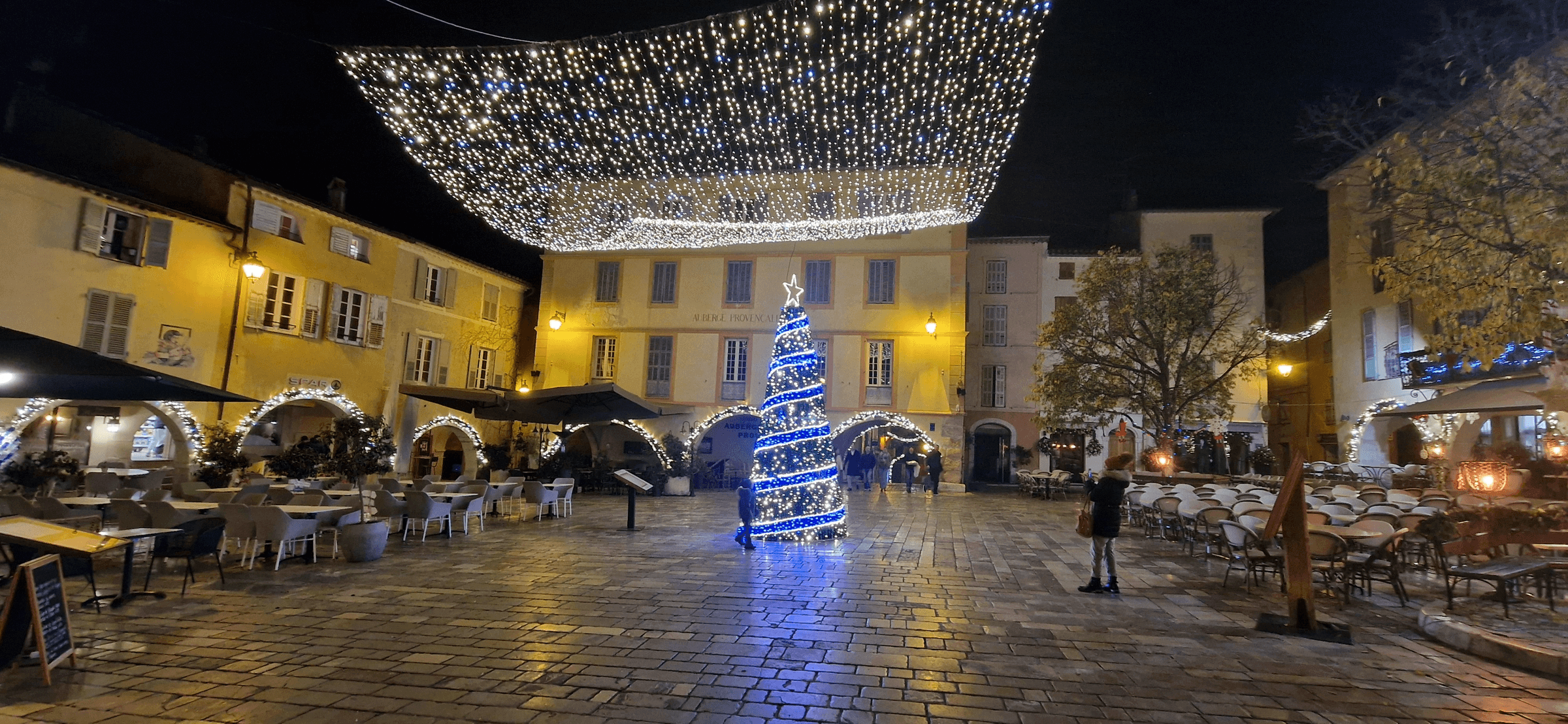 Project Noel Horizon Illuminations | Projects - Valbonne Noel 2023